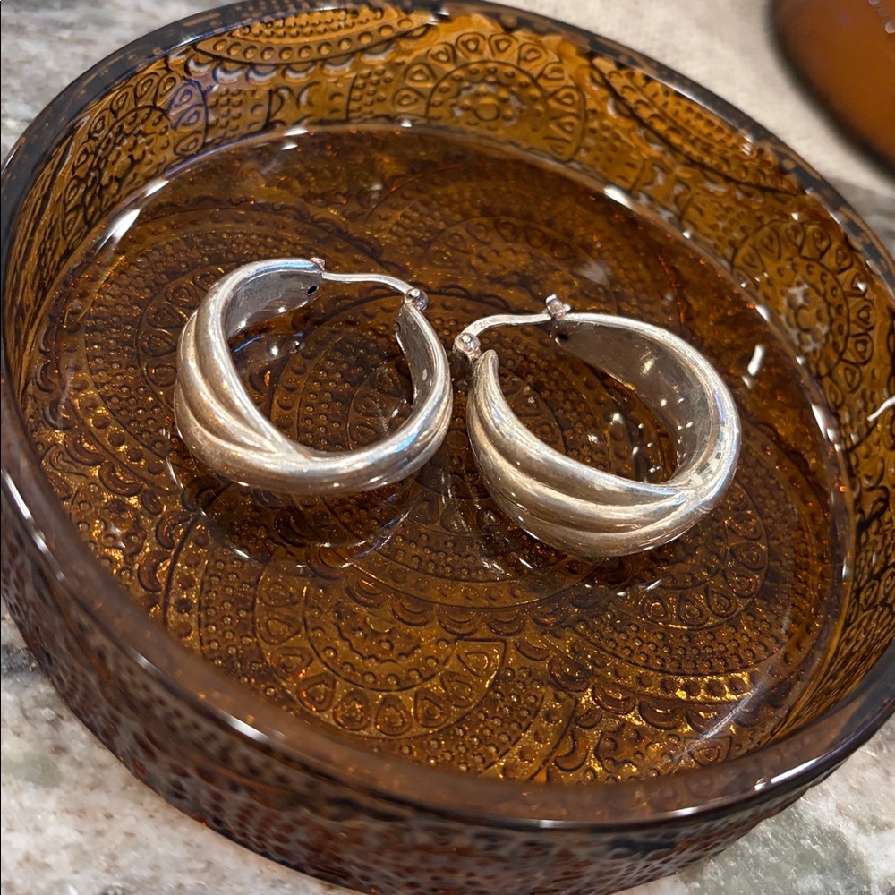 Sterling silver 1 inch hoop earrings